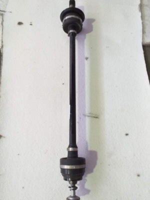 Bmw x3 g01 привідний вал задня задня права 8679968 фото №1