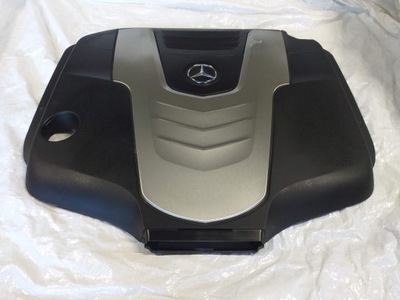 Mercedes захист кришка двигуна a6420108309 фото №1