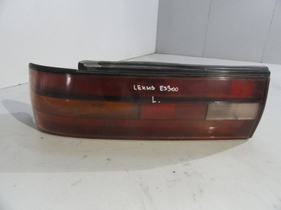 Lexus es300 лампа ліва задня задня фото №1