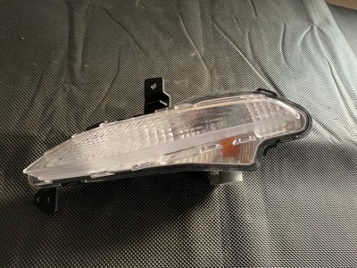 Peugeot 408 лівий поворотник фото №1