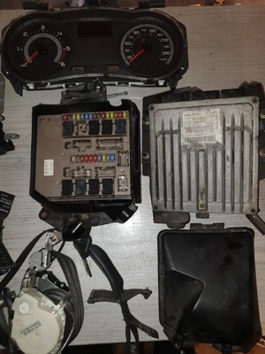 Счетчик 8200582702k renault clio iii dci фото №1