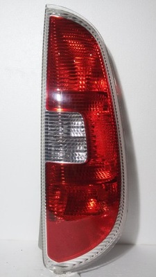 Лампа задняя skoda roomster 5j7945096 правая фото №1