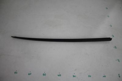 Молдинг скло лобове права audi a4 b8 фото №1