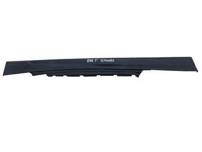 Молдинг поріг права поріг правий bmw e88 schwarz фото №1