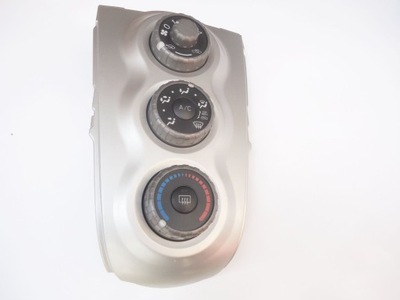 Toyota yaris 2009r панель кондиционера обдув фото №1