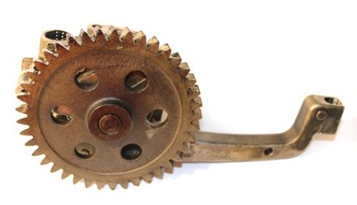 VW T5 2.5 TDI POMPA OLEJU 070115105A