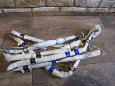 Audi a4 8ko шторка безпеки ліва i права фото №1