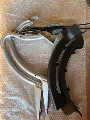 Audi a8 d4 петли задний крышки 4h0827300d фото №1