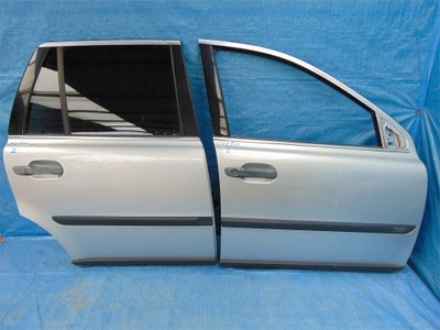 Volvo xc90 дверь правое перед передние полный фото №1
