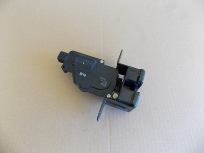 Kia sorento i 06-09 замок стекло крышки багажника фото №1