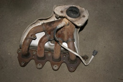 Коллектор выпускной датчик dacia duster 1,6 16v фото №1