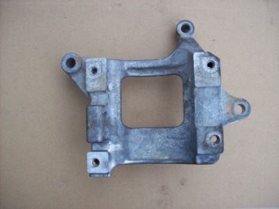 Subaru qutback v 2.5 fb25 кронштейн компресор кондиціонера фото №1