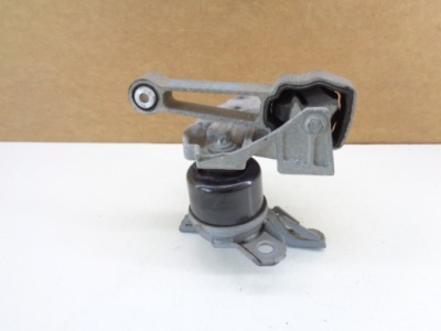 Evoque кронштейн подушка двигателя bj32-6f012-ab фото №1