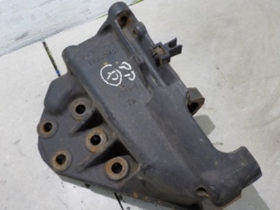 Scania r кронштейн кронштейн бампера фото №1