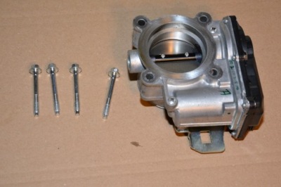 Дросельна заслінка mazda 3 2,0b 13-2018r фото №1