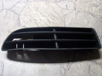 Vw bora ліва решітка бампера фото №1