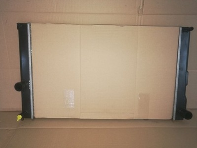 Радіатор wody toyota auris e18 1.8 гібрид 2012- фото №1