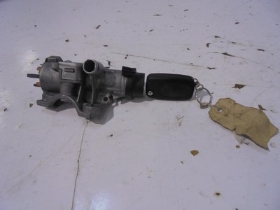 Замок запалювання 4b0905851f автоматична коробка передач audi a4 b6 cabrio фото №1