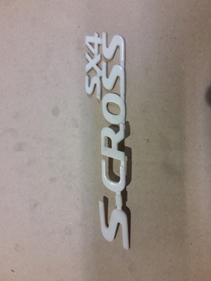 Znaczek Emblemat Klapy Tył Suzuki SX4 S-Cross