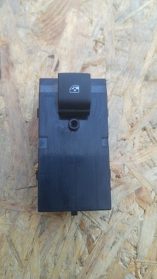 Перемикач вікон перед 13408448 opel astra k v фото №1