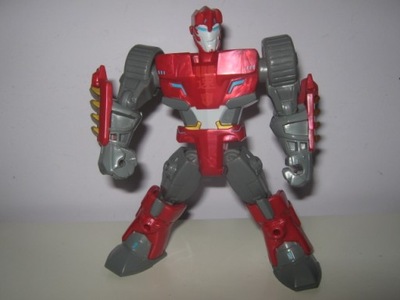 TRANSFORMERS OPTIMUS PRIME FIGURKA HASBRO