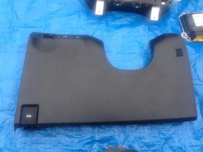 Dodge challenger 16 17 пластик консолі захист фото №1