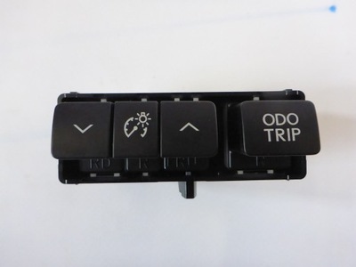 Панель кнопка круїз-контроль lexus is iii 300h 13- фото №1