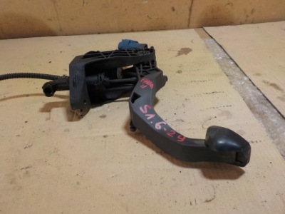 Fabia ii lift 1.6tdi педаль сцепления 6r1721059aa фото №1