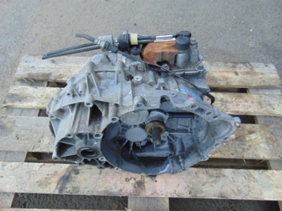 VOLVO КОРОБКА ПЕРЕДАЧ 6G9R7002LF 30783235