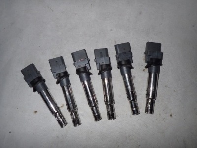 Dw touareg 7p катушка зажигания 022905715a фото №1