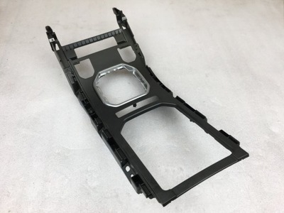 Range rover evoque 12- рамка туннель средний usa фото №1