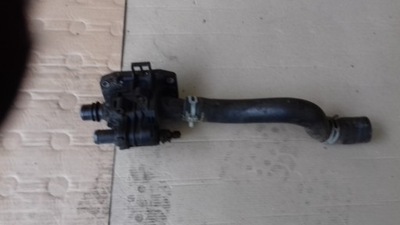 Корпус термостата ford peugeot volvo 9647767180 фото №1