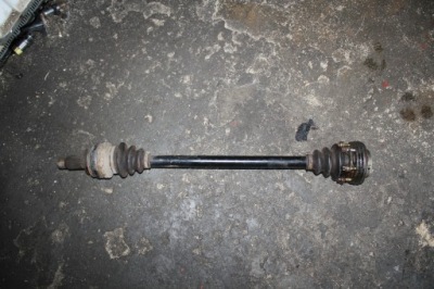 21 bmw e84 x1 привідний вал права 7591592 фото №1