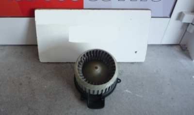 Gd audi a6 вентилятор отопителя 4h1820021a фото №1