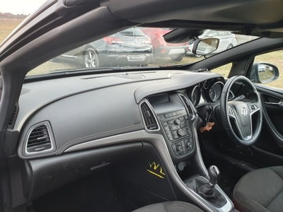 Панель приладів панель приладів консоль opel cascada anglik фото №1