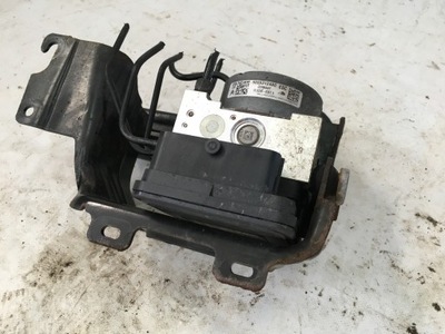 Насос abs корпус kompl peugeot 2008 9809312480 фото №1