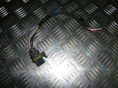 Колодка штекер насоса пального renault laguna 2 1.6 1,8 2,0 16v фото №1