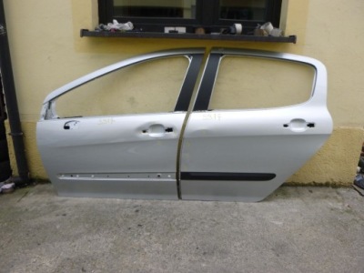 Peugeot 308 двері ліва передні задні фото №1