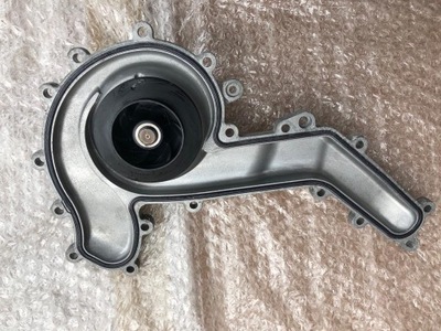 Audi a4 b9 3.0 tdi насос wody 059121008s фото №1