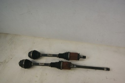 Приводной вал левая bmw 7 g11 g12 3.0d xd 863951903 фото №1