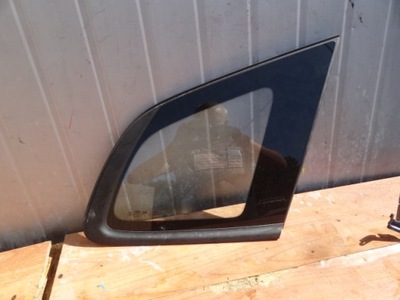 Kia carens iv 2015 скло кузовна правий задня фото №1