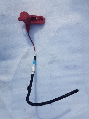 Tesla model s аварийная клемма plus 104621703a новый фото №1