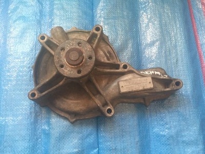 Насос wody renault volvo 20744940 фото №1