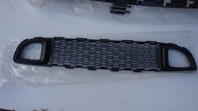 Решітка бампера середня mini r55 r56 r57 7289990 фото №1