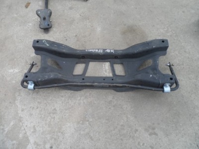 Підрамник підрамник підрамник поперечина балка рама задній jeep comapss ii 16- 2wd фото №1