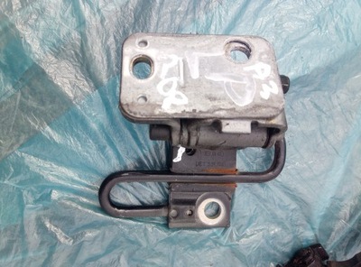 Петля 8e0831412b перед правий audi a3 фото №1