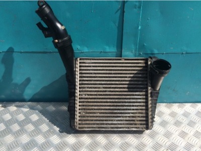 7l6145803a интеркулер audi q7 touareg фото №1