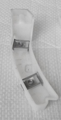 Peugeot 208 напрямна бампера перед оригінал фото №1