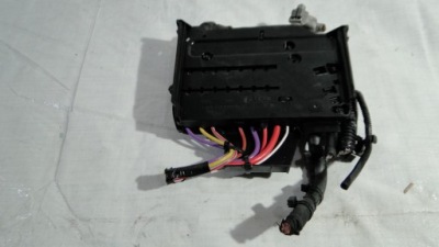 Коробка предохранителей focus mk3 av6t-14067-bc фото №1