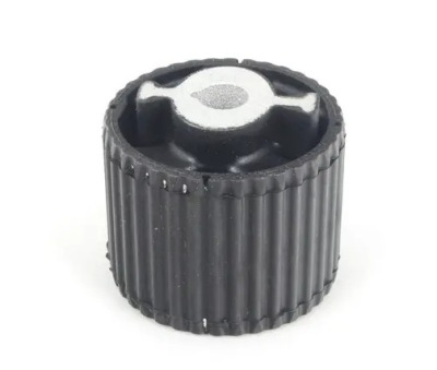 Bmw оригінальний номер 33316792873 втулка балка задній фото №1